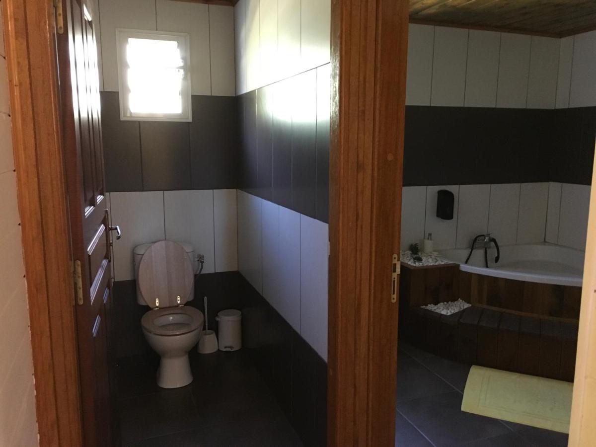 Ti Kaz Hoareau Bed & Breakfast Салази Екстериор снимка